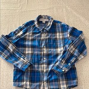 Old Navy Blue and White Casual Button Down Shirt boys large 10/12